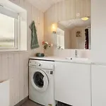 2 Bedroom Front In